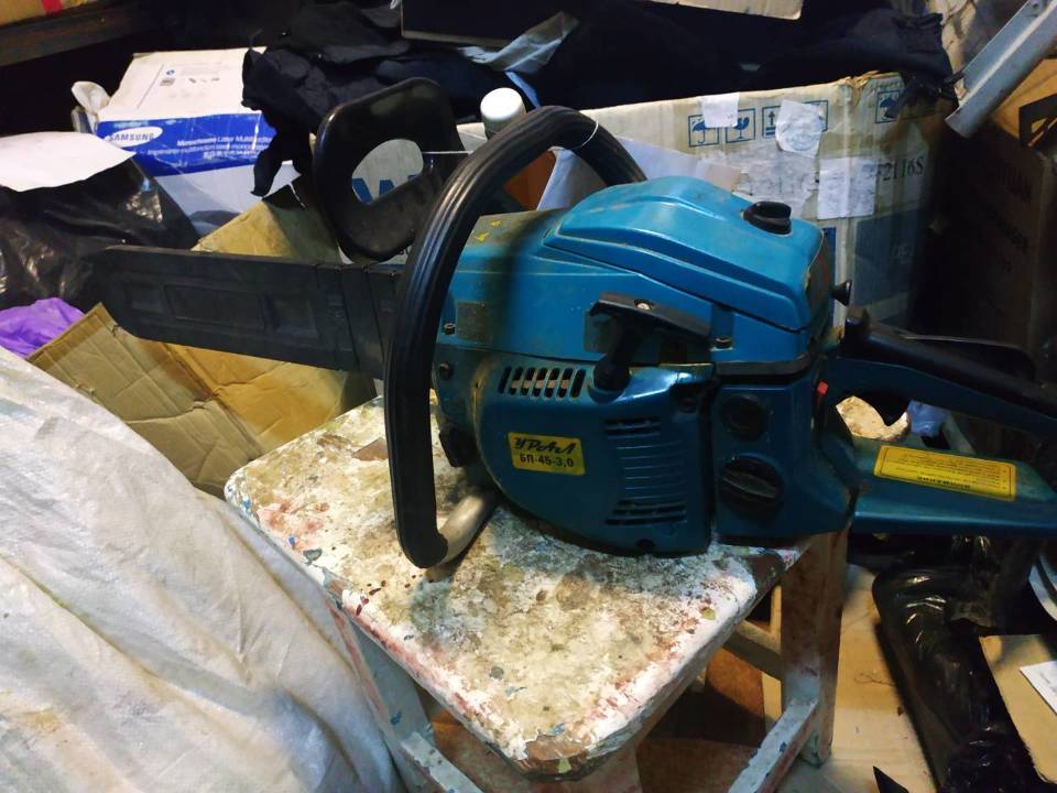 Бензопила марки 
