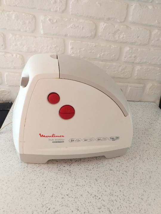 Електрична м'ясорубка Moulinex HV8 2000W