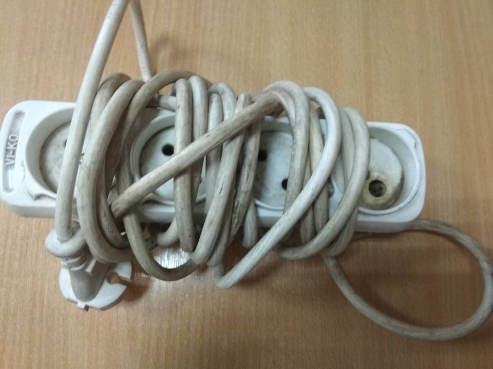 Подовжувач живлення 5 роз, 3м