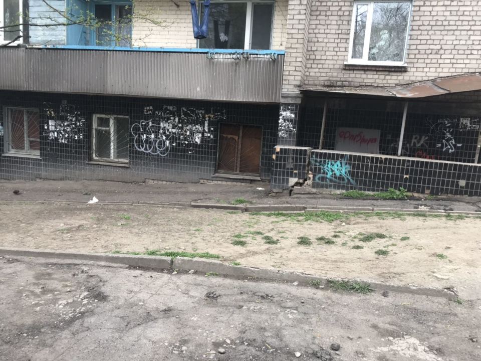 Житлове приміщення IX, загальною площі 114.9 кв.м., житловою площею 78.5 кв.м., за адресою: Дніпропетровська область, м. Дніпро, вул. Титова, 12а