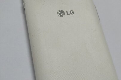 Мобільний телефон LG  D285, б/у