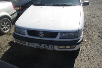 Т/З марки VOLKSWAGEN, модель PASSAT VARIANT 1.8, 1994 року випуску, реєстраційний номерний знак Угорщини IJZ 571, кузов № WVWZZZ3AZRE106766, білого кольору