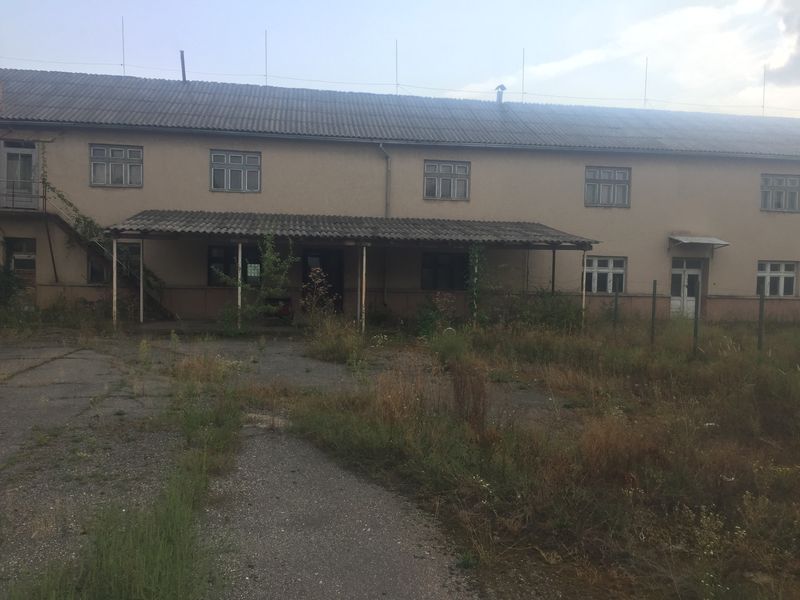 ІПОТЕКА. Нежитлове приміщення, загальною площею 668.6 кв.м., що знаходиться за адресою: Закарпатська область, Берегівський район, село Боржава, провулок Залізничний, 1