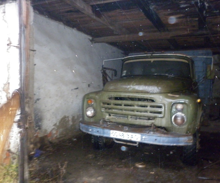 Вантажний автомобіль ЗИЛ-4314, 1990 року випуску, ДНЗ 0048 ЗАО, шасі № 3065993, зеленого кольору