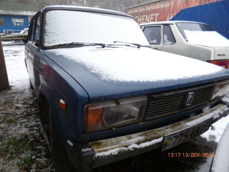 Т/З марки ВАЗ, модель 21043, 2003 року випуску, ДНЗ 77568 РЕ, кузов № ХТА21043020896217, синього кольору