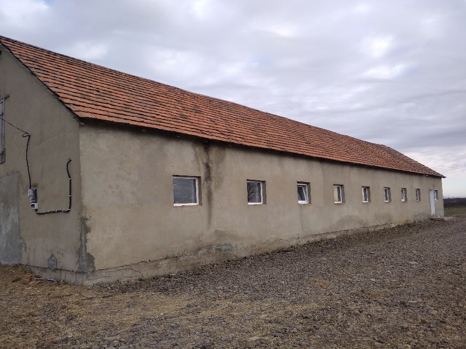 ІПОТЕКА. Нежитлова будівля, загальною площею 243.2 кв.м.  та земельна ділянка, площею 0.400 га., кадастровий № 2120455400:01:000:0099, що знаходяться за адресою: Закарпатська обл., Берегівський р-н., смт. Батьово, вул. Сернянська, 6