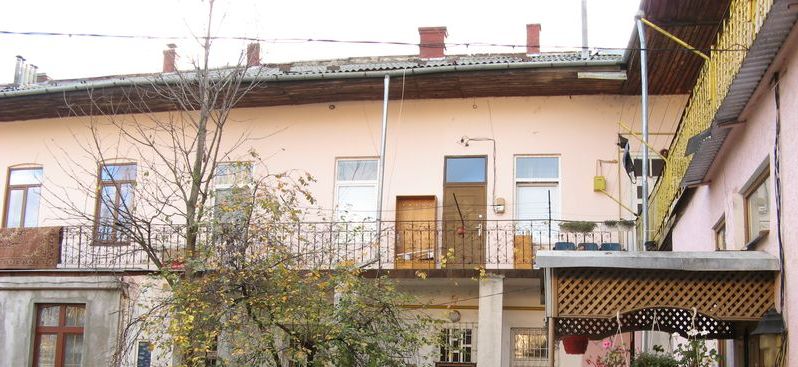 ІПОТЕКА. 1/2 частина двокімнатної квартири, загальною площею 47.4 кв.м.,  що знаходиться за адресою: Закарпатська область, місто Мукачево, вул. Ярослава Мудрого, 31, кв. 2