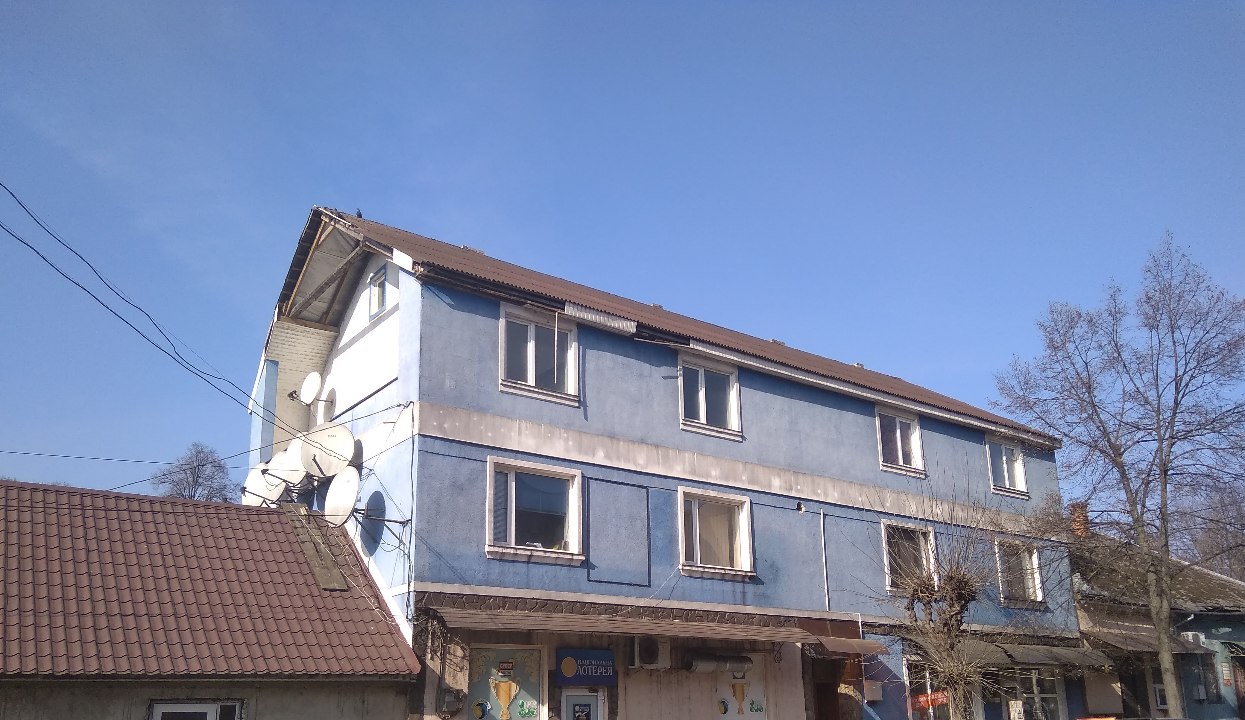 ІПОТЕКА. Трикімнатна квартира, загальною площею 84.7 кв.м., що знаходиться за адресою: Закарпатська область, місто Перечин, вул. Ужгородська, 2, кв. 4