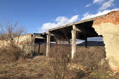 Будівля  телятника, заг. пл. 1559.0 кв.м. та сарай для сільськогосподарської техніки, заг. пл. 912.4 кв.м., що знаходяться за адресою: Закарпатська область, Мукачівський район, село Станово, 276, 276 А