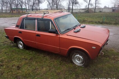 Легковий автомобіль ВАЗ 2106, 1979 року випуску VIN: XTA21060090301420, ДНЗ АЕ2891ІА, колір оранжевий