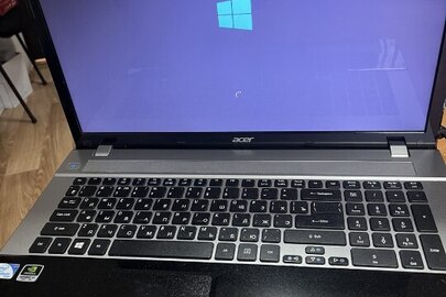 Кофісковане майно за рішенням суду: Ноутбук марки «ACER», моделі "VA70", серійний номер NXM32EU00324204F757200 та зарядний пристрій, стан б/в