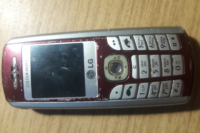 Мобільний телефон LG G1600