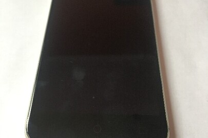 Бувший у використанні мобільний телефон чорного кольору марки "Alcatel", моделі 5080Х (IMEI352095081705315) в комплекті з чохлом коричневого кольору
