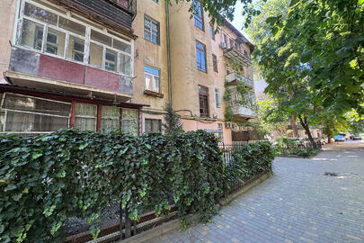 543/4000 часток квартири, загальною площею 149,4 кв.м., що розташована за адресою: місто Одеса, вулиця Пироговська, будинок 5, квартира 22