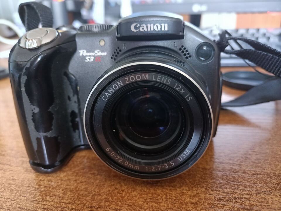 Фотоапарат Canon PowerShot S3 IS, б/в