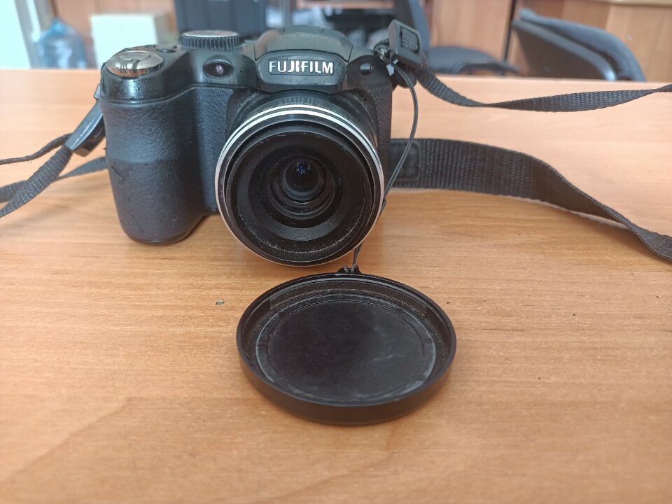 Фотоапарат Fujifilm FinePix S2950, б/в