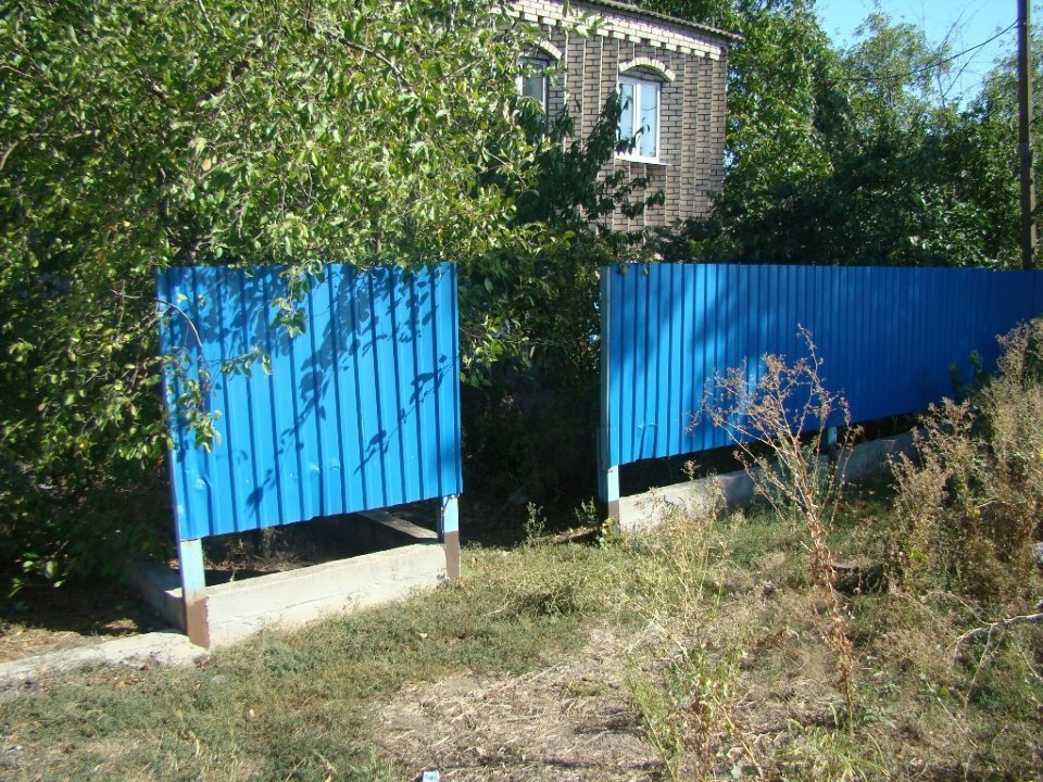 ІПОТЕКА, Житловий будинок загальною площею 166,4 кв.м., за адресою: Запорізька область, Пологівський район, с. Інженерне, вул. Центральна (Леніна), буд. 352