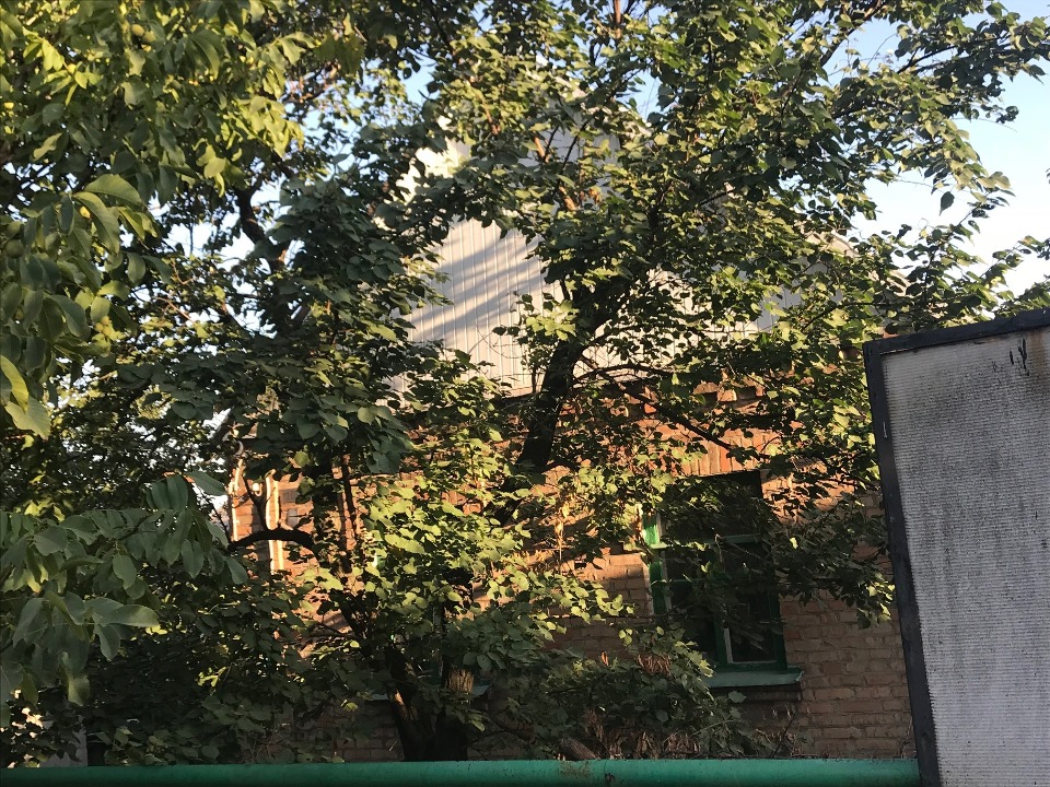 1/2 частина житлового будинку загальною площею 55,4 кв.м., за адресою: м. Запоріжжя, вул. Постова, буд. 4
