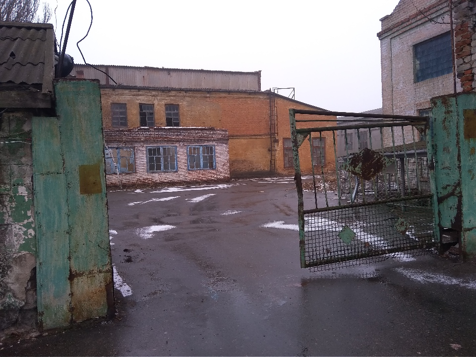 ІПОТЕКА. Комплекс будель та споруд загальною площею 632,5 кв.м, за адресою Запорізька область, Гуляйпільський район, місто Гуляйполе, вулиця Шевченка, буд. 61