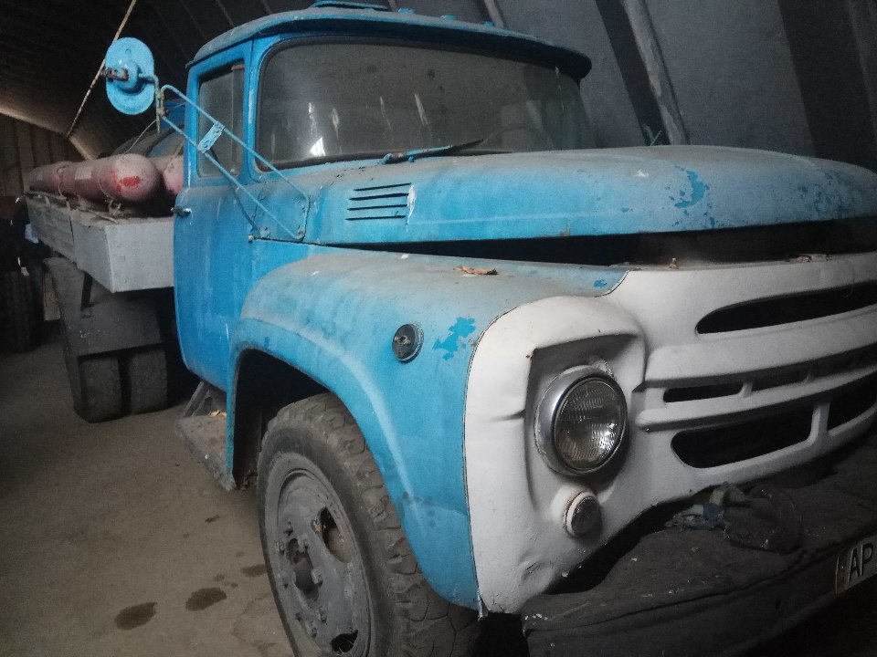 Вантажна цистерна ЗИЛ 130 СПГ, державний номер АР2649СЕ, 1981 року випуску, синього кольору, шасі №1927759
