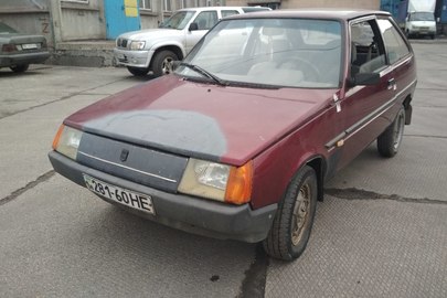 Легковий автомобіль ЗАЗ 11027, державний номер 28160НЕ, 1998 року випуску, червоного кольору, кузов №Y6D110270W0356132