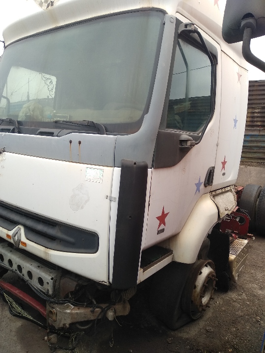 Вантажний сідловий тягач RENAULT PREMIUM, 1998 року випуску, державний номер АР4416АТ, білого кольору, номер кузову: VF622GVA0C0007181