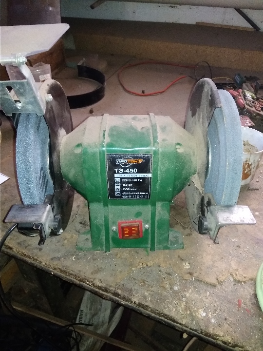 Точильний прилад 