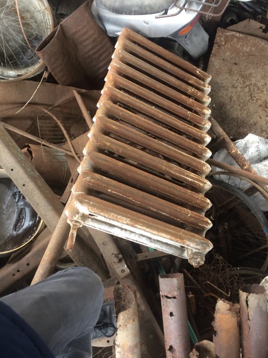 Брухт лому чорних металів вагою 192,05 кг