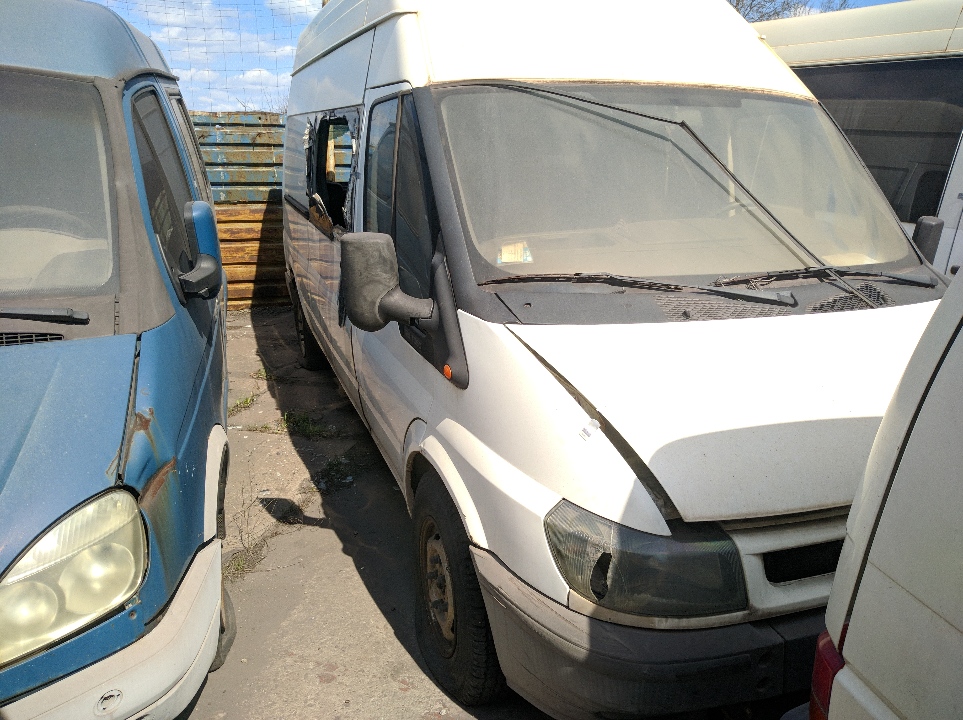Транспортний засіб FORD TRANSIT,  державний номер AP6453AP, 2002 року випуску, білого кольору, кузов №WFOLXXGBFL2S44069