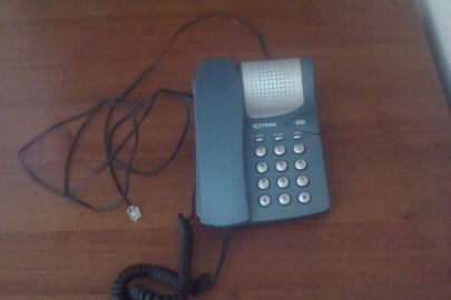 Телефони стаціонарні - Ixtone (1шт.), Panasonic модель КХ-Т4020ВХ (1шт.), Panasonic модель КХ-ТS 2350 UAR (1шт.)