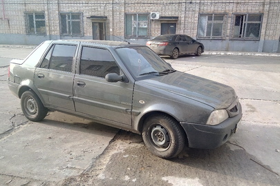 Легковий автомобіль Dacia Solenza, державний номер АР6478СЕ, 2003 року випуску, сірого кольору, кузов №UU1R5A71533349548
