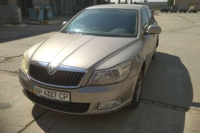 Легковий автомобіль Skoda Octavia A5, державний номер АР4327СР, 2010 року випуску, бежевого кольору, кузов №ТМВСА41Z0ВВ150082