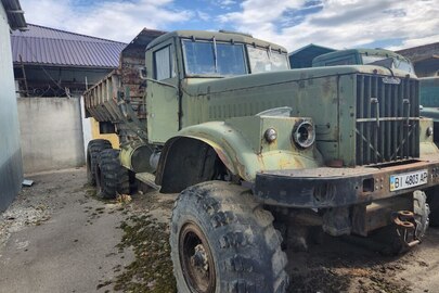 Автомобіль вантажний марки КрАЗ 255, 1986 р.в., реєстраційний номер ВІ4803АР, VIN (номер кузову, шасі) ідентифікувати неможливо