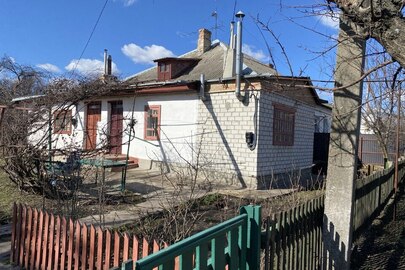Двокімнатна квартира загальною площею 59.4 кв.м., розташована за адресою: Полтавська обл., Лубенський р., м. Гребінка, вул. Залізнична, буд. 2, кв. 2