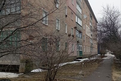 1/3 частина двокімнатної квартири загальною площею 50,5 кв.м., розташована за адресою: Полтавська обл., м. Лубни, вул. Драгоманова, буд. 36/2, кв. 38