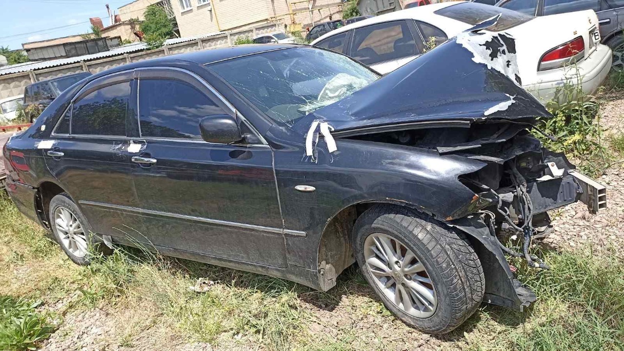 Легковий автомобіль TOYOTA CROWN, 2004 р.в., чорного кольору, ДНЗ ВН7802СО, VIN GRS1830001420