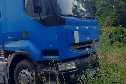 Вантажний автомобіль , марка RENAULT, модель  PREMIUM 410. категорія вантажний ,  колір синій, 1998 року випуску, номер кузова/шасі VF622GVA0C0018803, ДНЗ СА2583ЕВ
