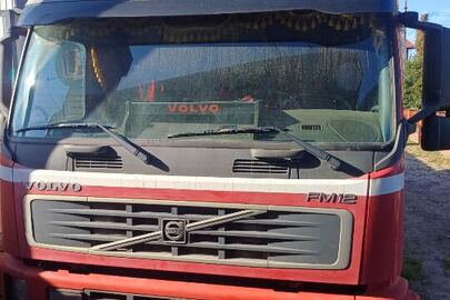 Колісний транспортний засіб VOLVO FM 12, 2002 року випуску, реєстраційний номер ВК9435АТ, номер кузова (VIN): YV2J4CLC02A553055