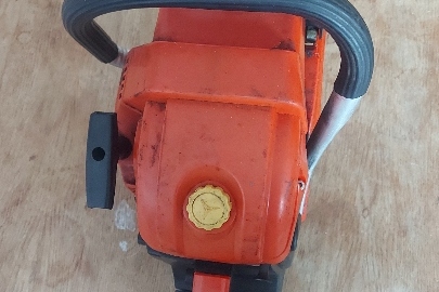 Конфіскація майна за рішенням суду; Бензопила помаранчевого кольору, марки "DarWin", б/в не в робочому стані, наявні незначні пошкодження, потертості