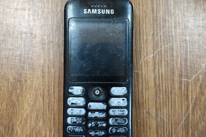 Мобільний телефон SAMSUNG SGH-B590