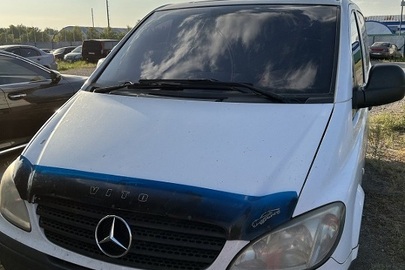 Легковий автомобіль Марки  MERCEDES-BENZ, Модель ТЗ: VITO 111 CDI, колір білий, 2006 року випуску, номер кузова: VIN: WDF63960313222161, ДНЗ: АЕ9358ЕО