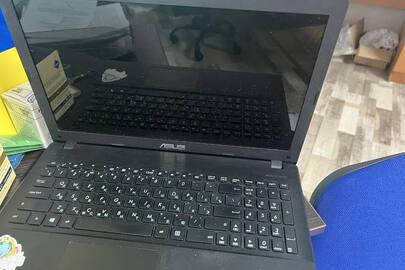 Конфіскація майна за ухвалою суду: ноутбук TM «Asus» модель Х550С чорного кольору № D9NOWU08941739В, б/в