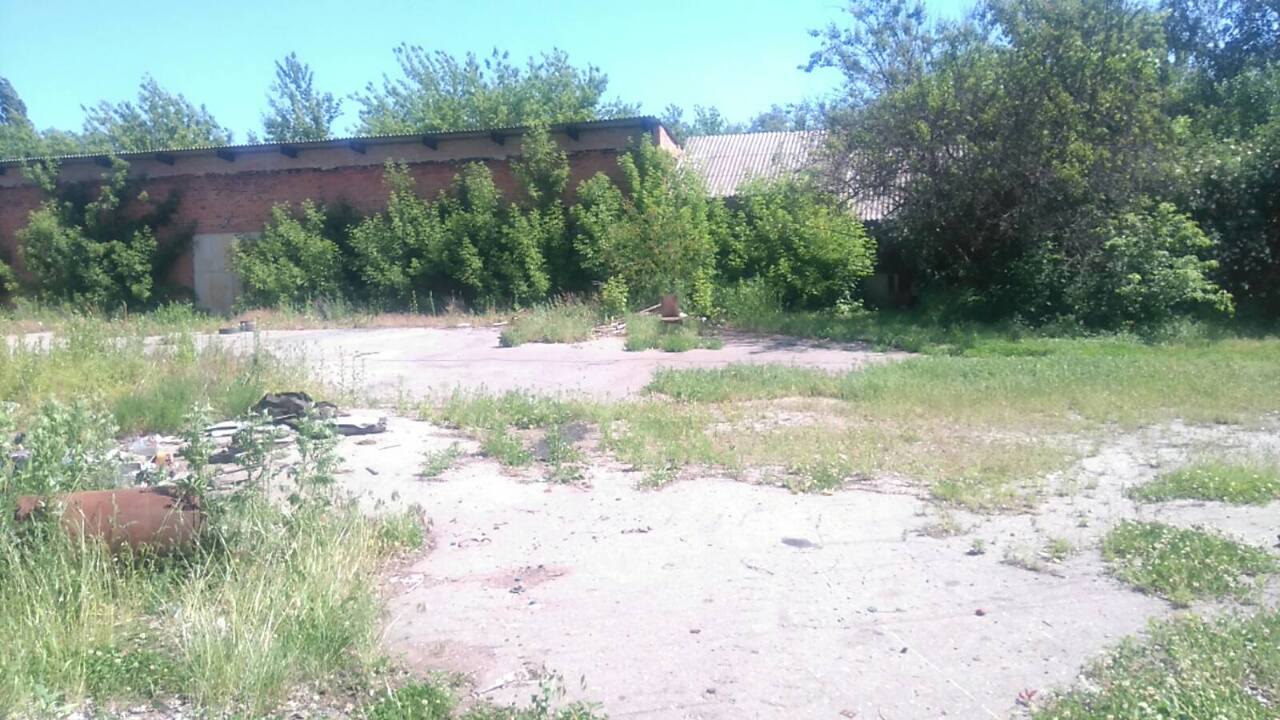 ІПОТЕКА. Нежитлова будівля (автогараж) заг. пл.562,7 кв.м.,бувш.,Золочівський р.с.Пролетар, вул. Центральна, буд.5 а, адреса згідно відомостей з РПВННМ: Харківська обл.,Золочівський р., с/рада Феськівська, об'єкт виробничого призначення, буд. 8