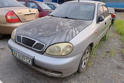 Транспортний засіб марки DAEWOO, моделі LANOS, ДНЗ АХ6039СХ, 2003 року випуску, номер кузова SUPTF69YD3W164099, колір сірий