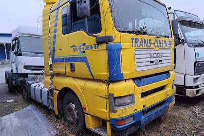Колісний транспортний засіб марки MAN, модель TG460 AXXL, 2001 р.в., ДНЗ АХ2144BM, VIN: WMAH05ZZZ1G152637, колір жовтий