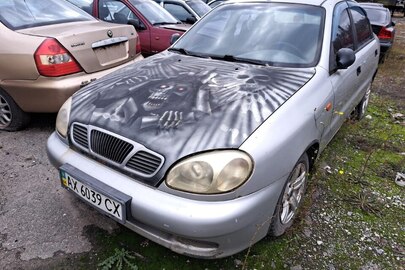Транспортний засіб марки DAEWOO, моделі LANOS, ДНЗ АХ6039СХ, 2003 року випуску, номер кузова SUPTF69YD3W164099, колір сірий