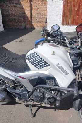 Мотоцикл марка: LIFAN, модель: KP-200, колір: БІЛИЙ, рік виробництва: 2024, номер кузова LF3PDMAB1RA000432, ДНЗ CB5174JA
