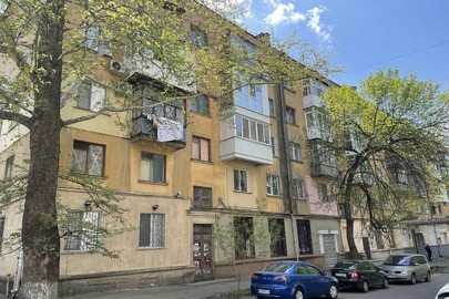 1/3 двокімнатної квартири №23, загальною площею 52.80 кв.м., за адресою: м. Миколаїв, вул. Петрової Галини, буд. 17