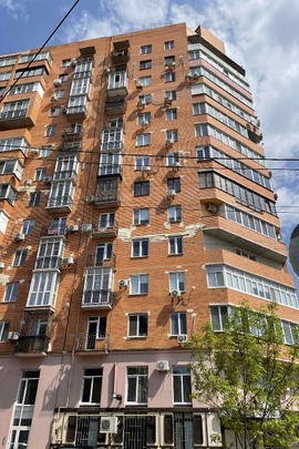 Квартира двокімнатна загальною площею 64.70 кв.м., за адресою: Миколаївська обл., м. Миколаїв, вул. Водопровідна, буд. 34, кв. 106
