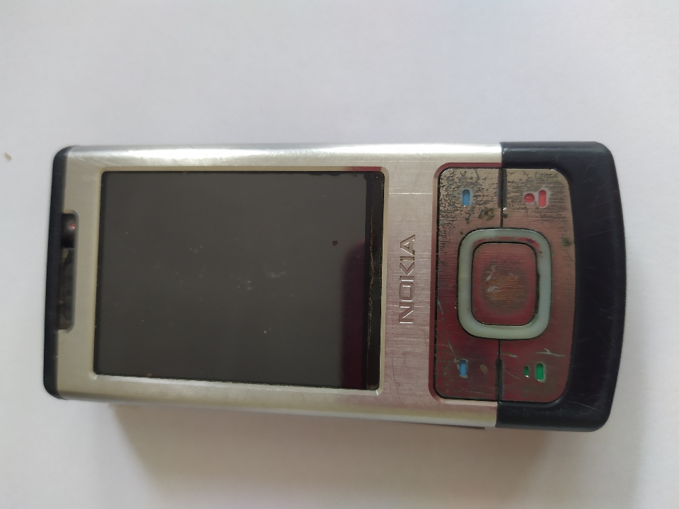 Мобільний телефон марки «НОКІА 6700с-1»